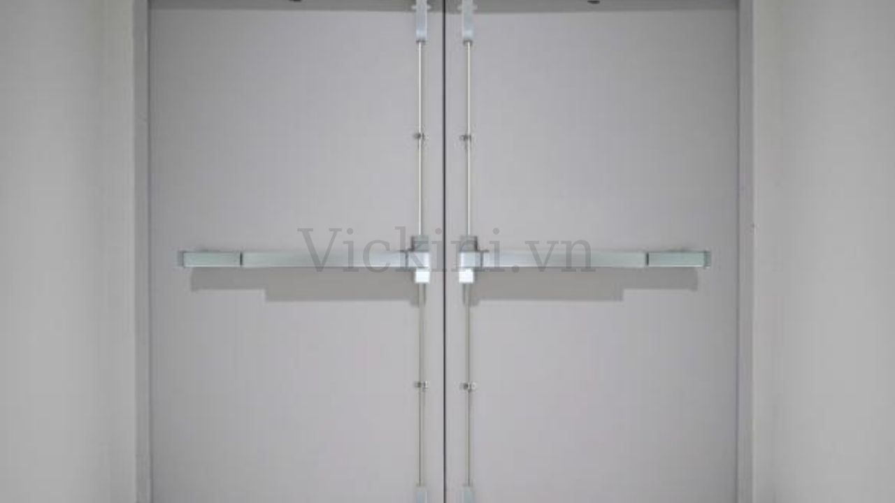 Thanh thoát hiểm Vickini 49038.001 chất liệu kẽm và thép